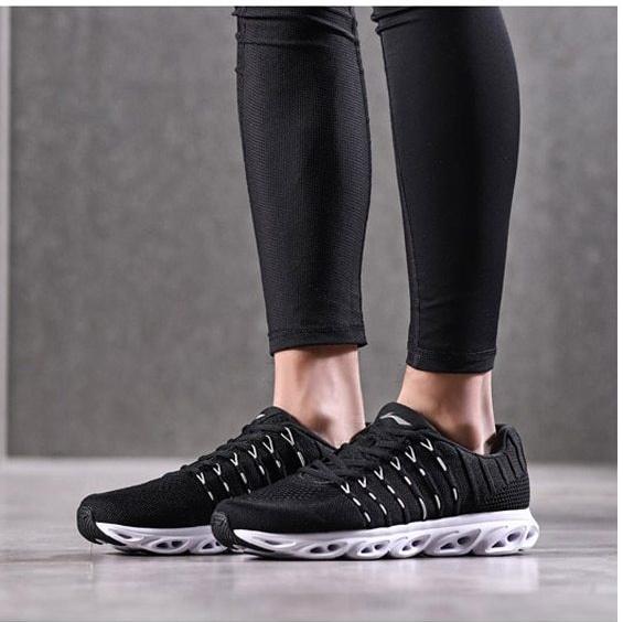 Lightweight Fitness Sneakers